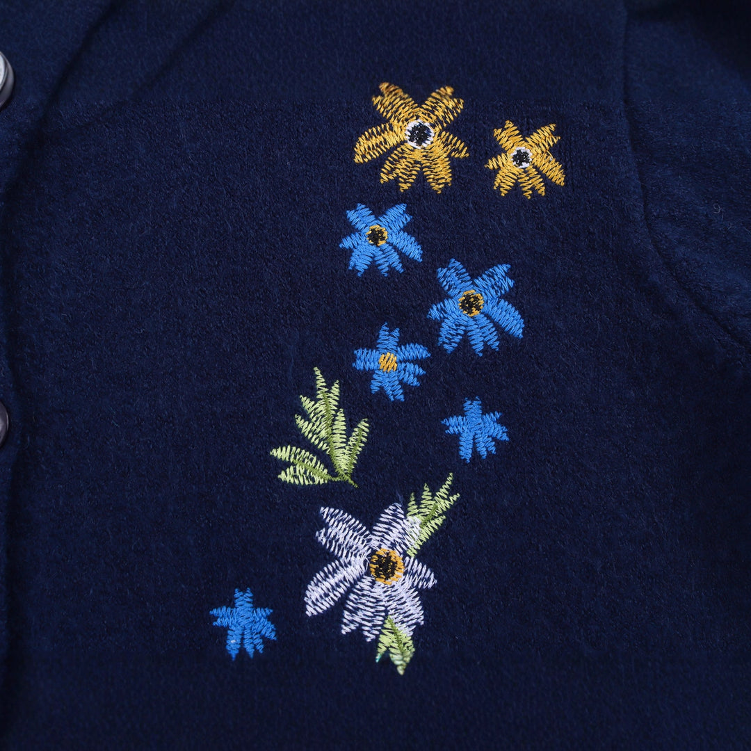 Damer stickad jacka med blommönster broderi Mirla-Eva Jonsson