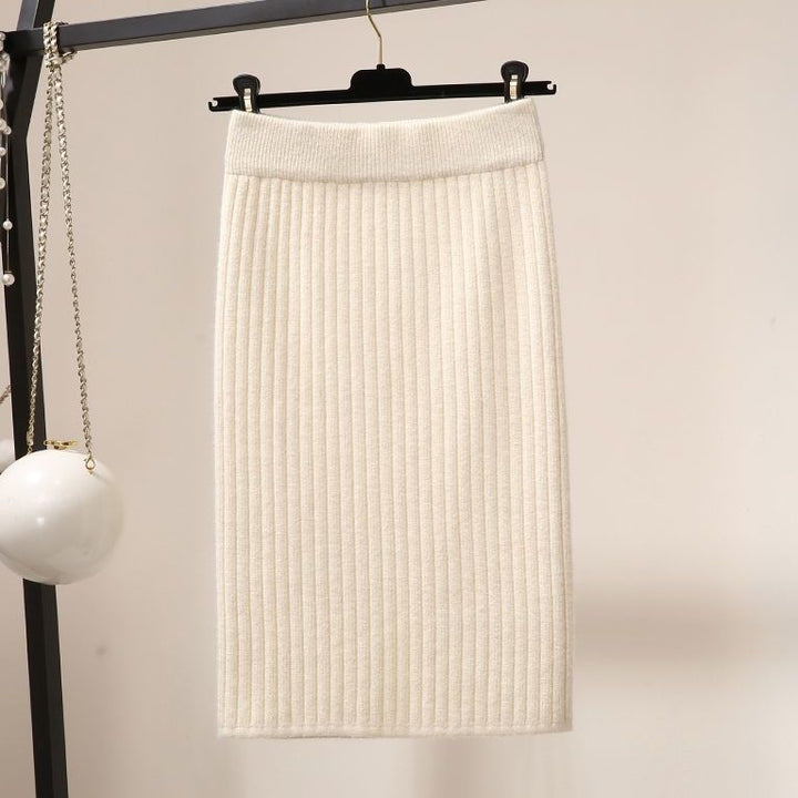 Damer stickad kjol i elegant ribbdesign Mirla-Eva Jonsson