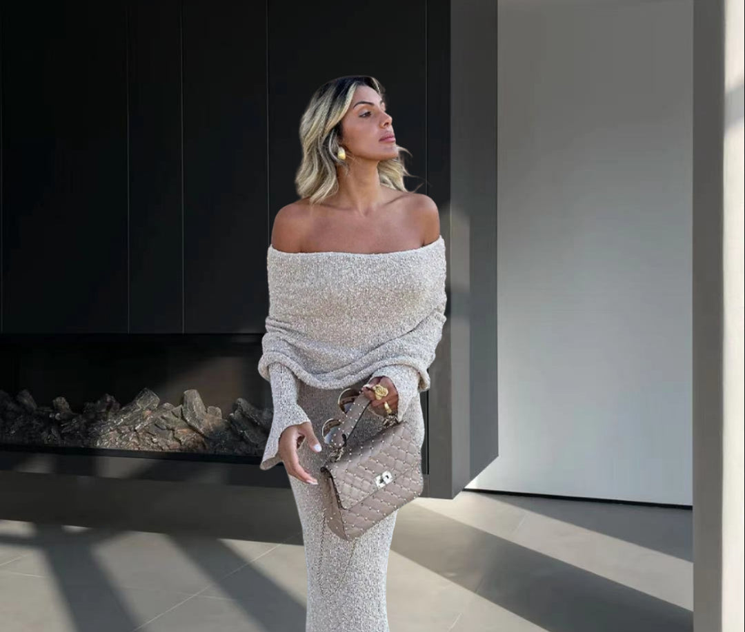 Damer stickad klänning med off-shoulder design och glittrande effekt Mirla-Eva Jonsson