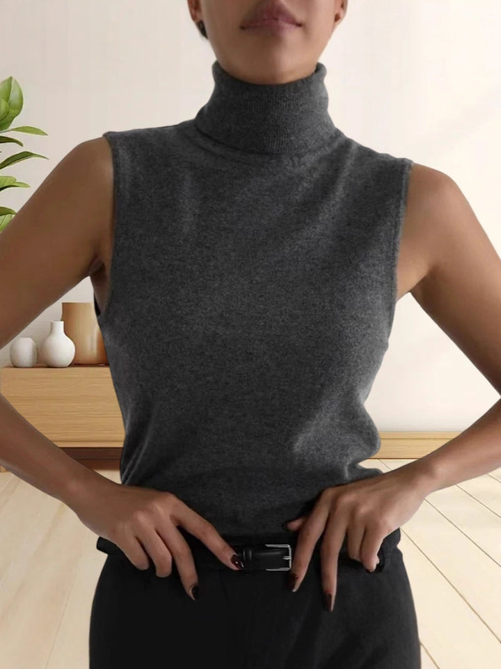 Damer stickad överdel med elegant knapplist och moderna detaljer Mirla-Eva Jonsson