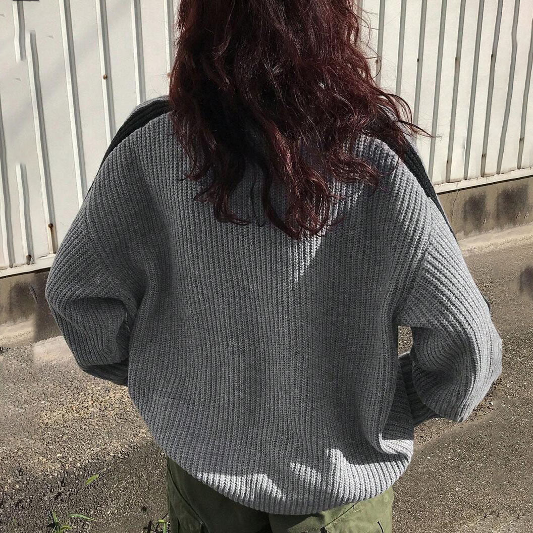 Damer stickad oversized tröja med unik ribbdesign och breda ränder Mirla-Eva Jonsson