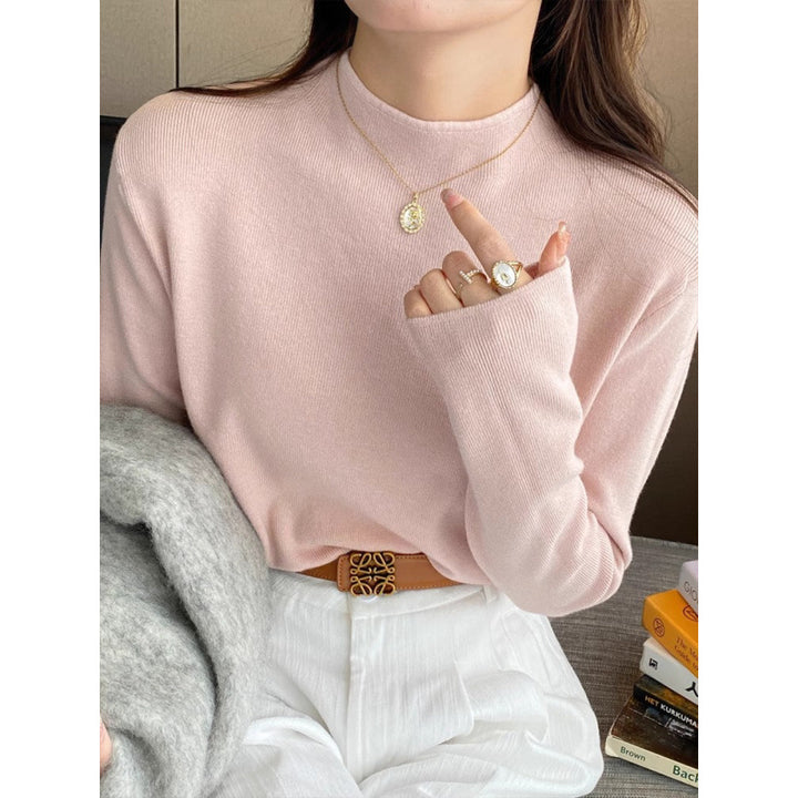 Damer stickad pullover med ståkrage och mjukt material Mirla-Eva Jonsson