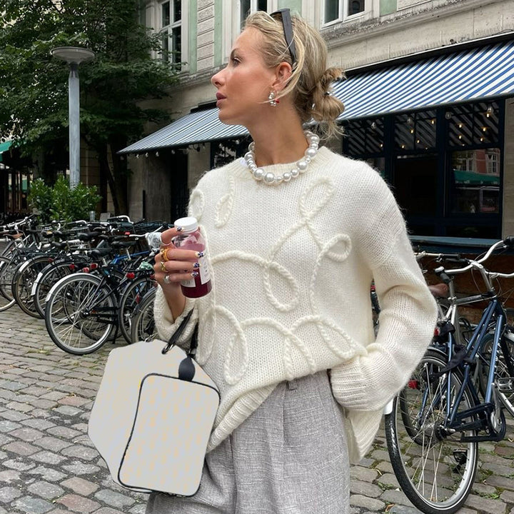 Damer stickad tröja med blommönster Mirla-Eva Jonsson
