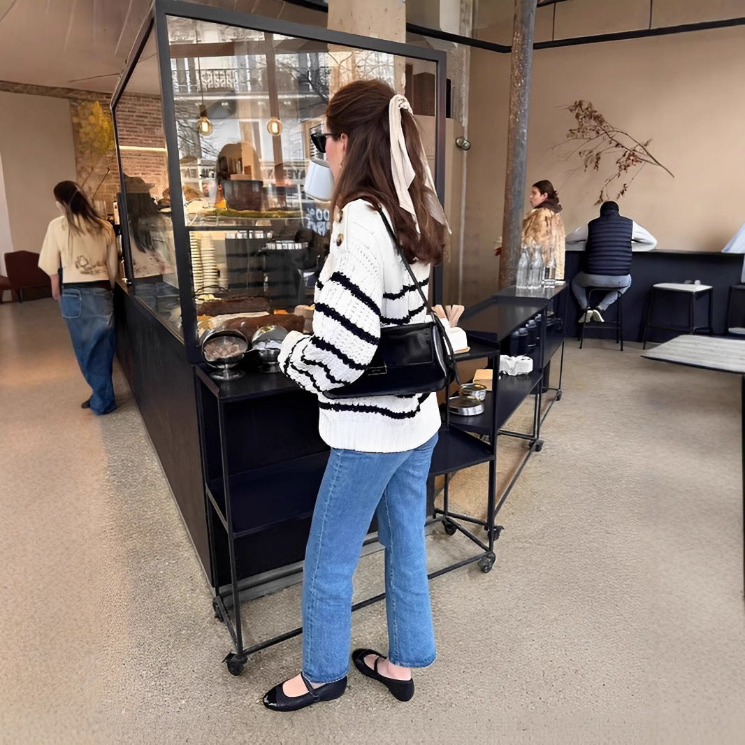 Damer stickad tröja med maritima ränder och knapppdetaljer Eva Jonsson-Eva Jonsson