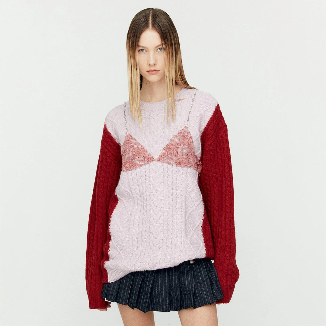 Damer stickad tröja med off-shoulder-design och lingerie-element Mirla-Eva Jonsson