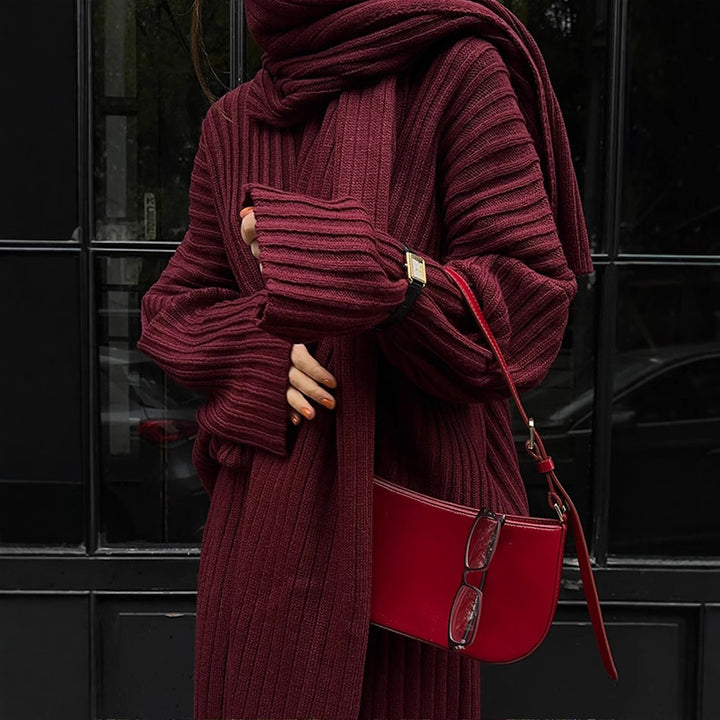 Damer stickad tyg set med vida ben och oversized överdel Mirla-Eva Jonsson