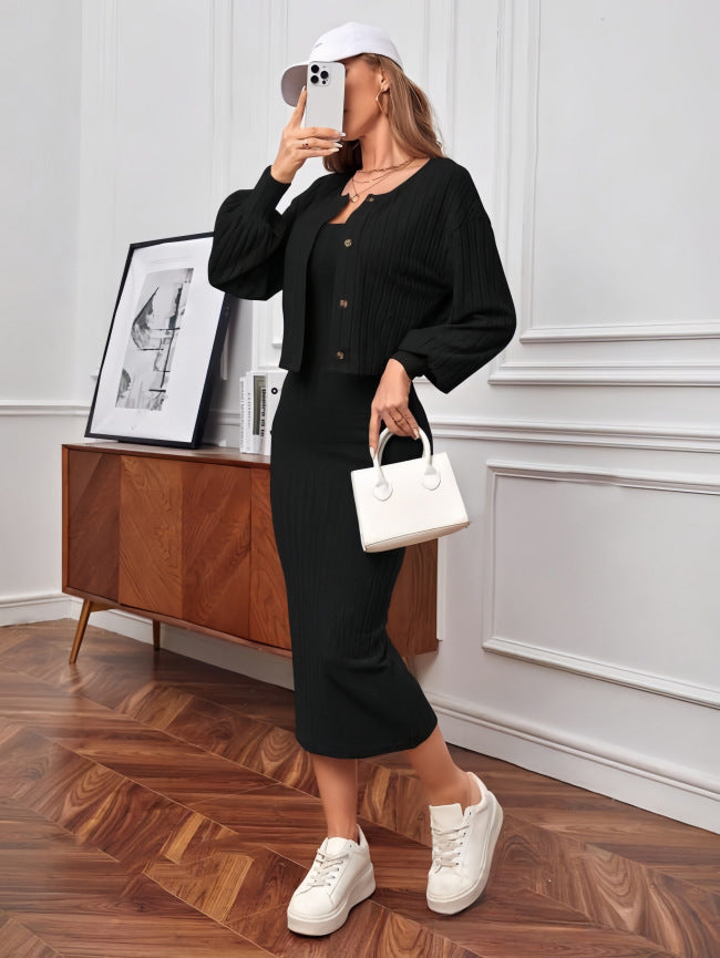 Damer stickat outfit med knapplist och mudd Mirla-Eva Jonsson