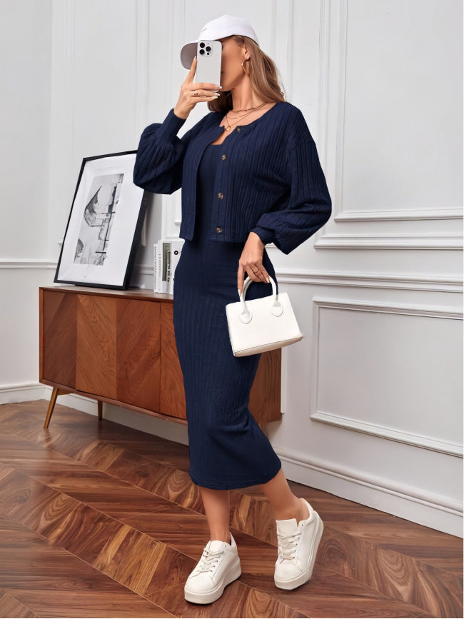 Damer stickat outfit med knapplist och mudd Mirla-Eva Jonsson