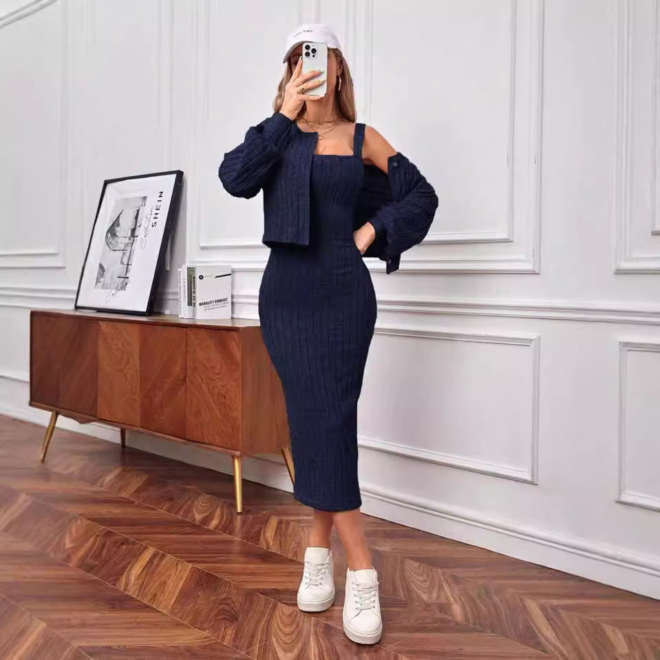 Damer stickat outfit med knapplist och mudd Mirla-Eva Jonsson