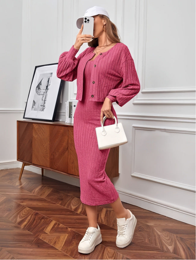 Damer stickat outfit med knapplist och mudd Mirla-Eva Jonsson