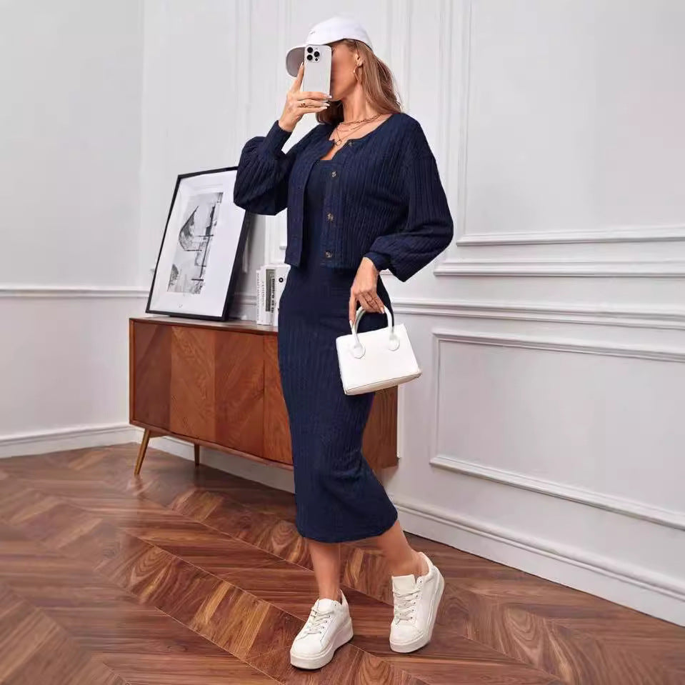Damer stickat outfit med knapplist och mudd Mirla-Eva Jonsson