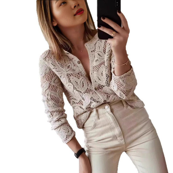Damer stickblus med filigranmönster Mirla-Eva Jonsson