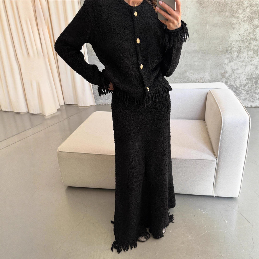 Damer stickensemble med fransar och eleganta knappar Mirla-Eva Jonsson