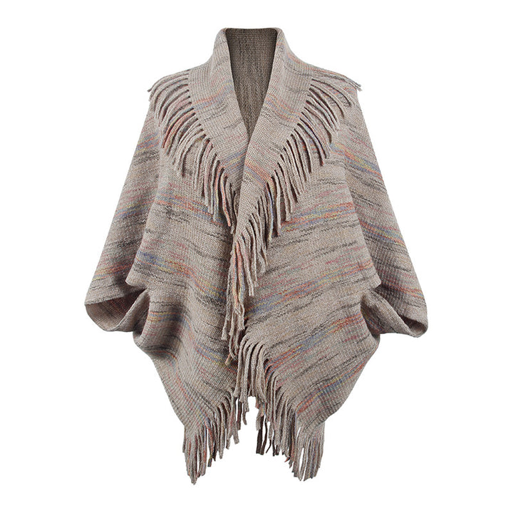 Damer stickponcho med lyxiga fransar och modern design Mirla-Eva Jonsson