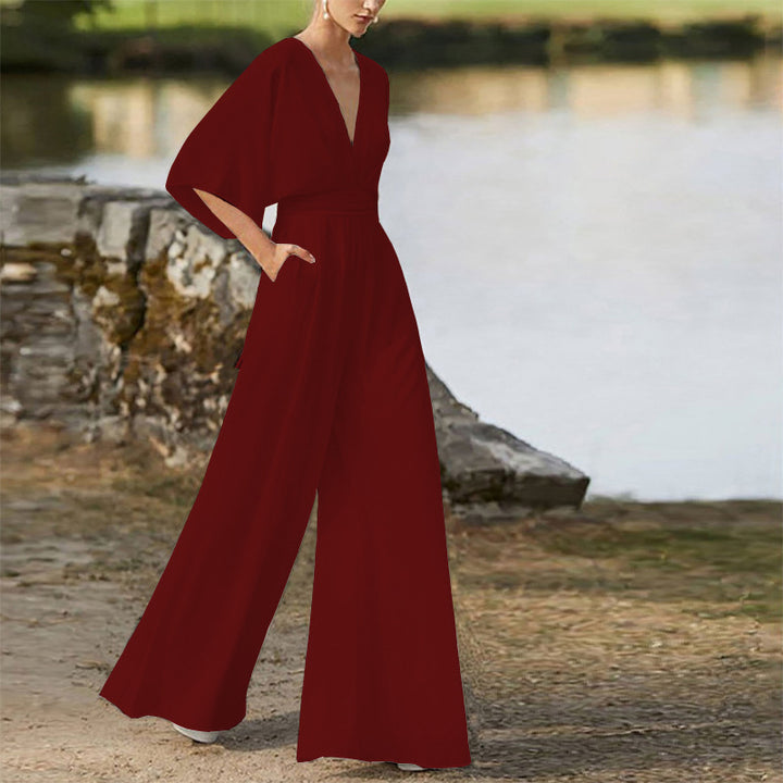 Damer stilfull jumpsuit med vida ben och elegant V-ringning Eva Jonsson-Eva Jonsson