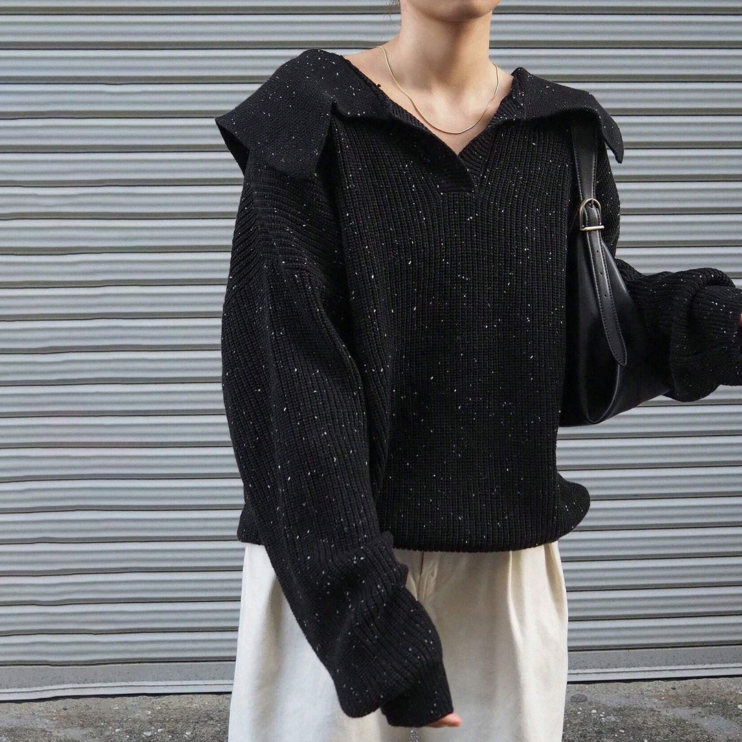 Damer stilig stickad tröja med oversized krage och glittrande detaljer Mirla-Eva Jonsson