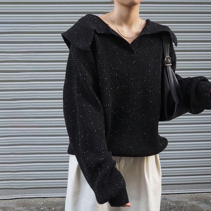 Damer stilig stickad tröja med oversized krage och glittrande detaljer Mirla-Eva Jonsson