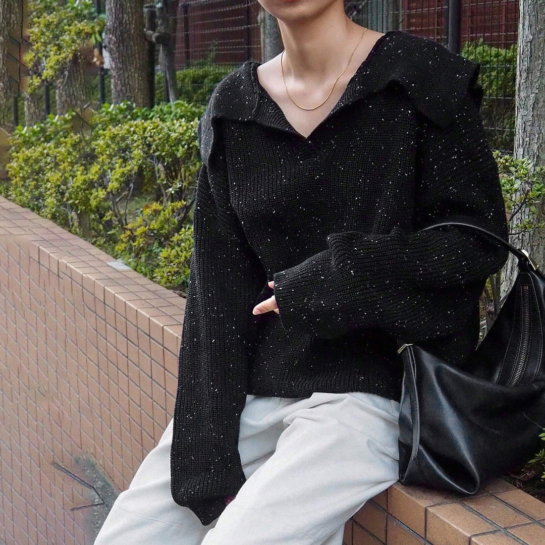Damer stilig stickad tröja med oversized krage och glittrande detaljer Mirla-Eva Jonsson