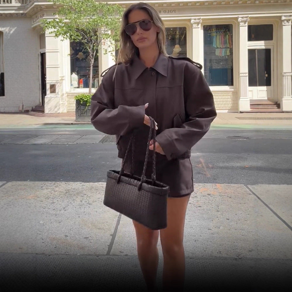 Damer stiliga cropped Utility-jacka med praktiska fickor Mirla-Eva Jonsson