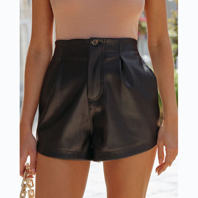 Damer stiliga högmidjade shorts med elegant färgningsteknik och praktiska fickor Mirla-Eva Jonsson