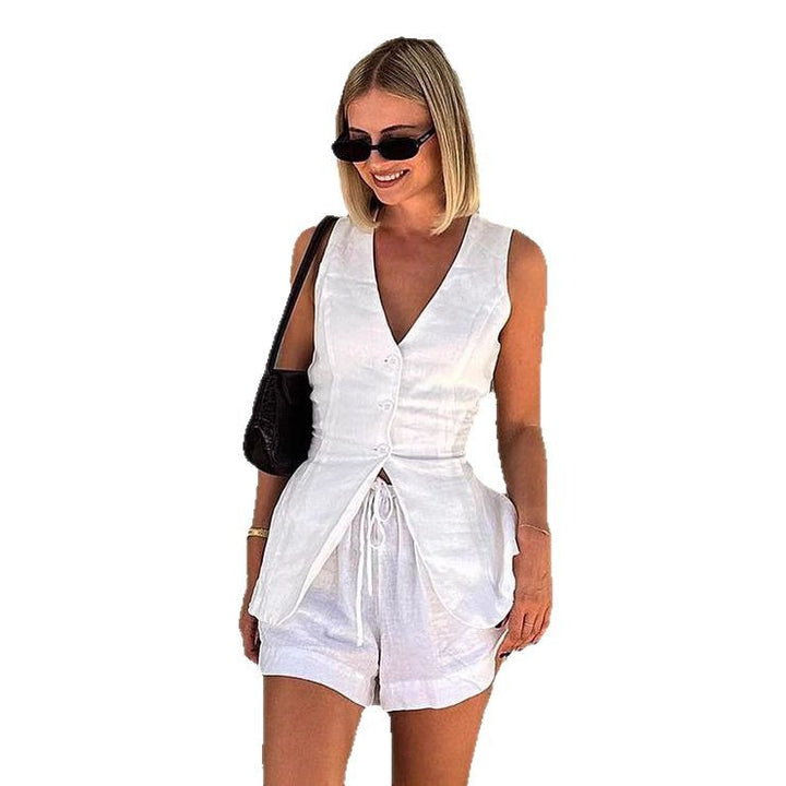 Damer stiligt kostym med ärmlös blazer och bekväma shorts Mirla-Eva Jonsson