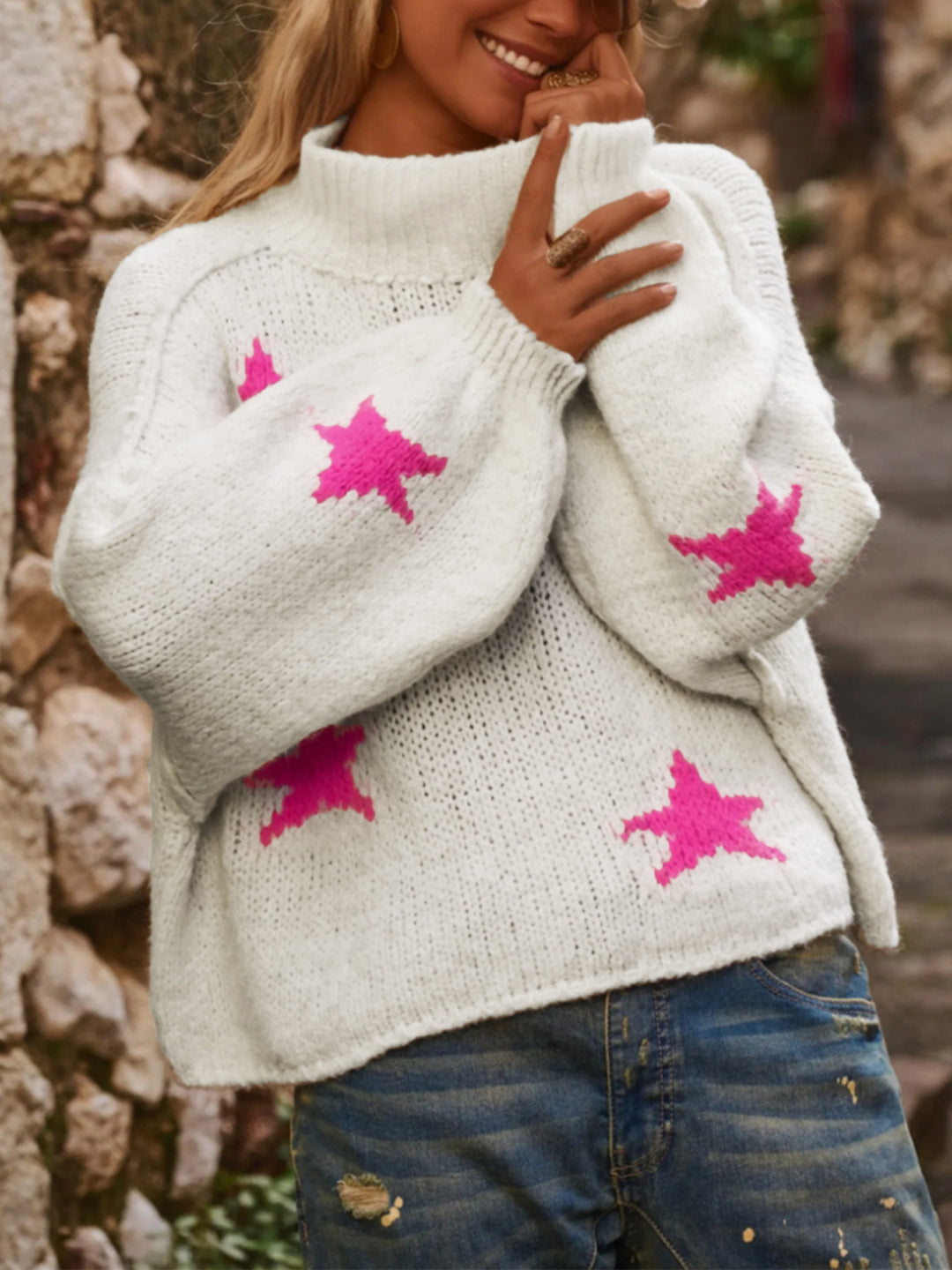 Damer stilren rullkrags tröja med stjärnmönster Mirla-Eva Jonsson