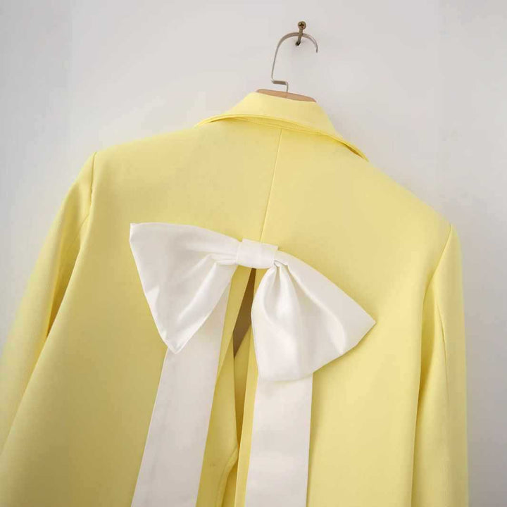 Damer strukturerad blazer med moderna detaljer Mirla-Eva Jonsson