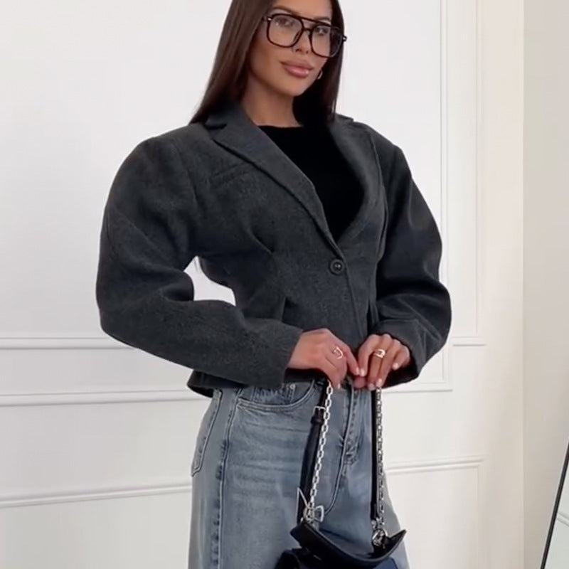 Damer strukturerad blazer med påkostade axelvaddar Mirla-Eva Jonsson