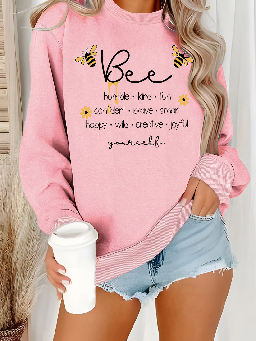 Damer sweatshirt med inspirerande bi-motiv och positiva affirmationer Mirla-Eva Jonsson