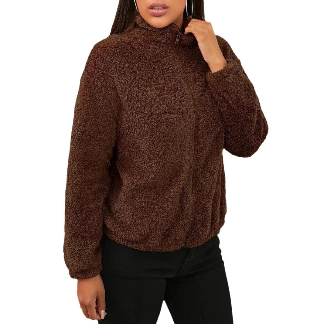 Damer teddyjacka i avslappnad oversized-stil med hög krage och dragkedja Mirla-Eva Jonsson