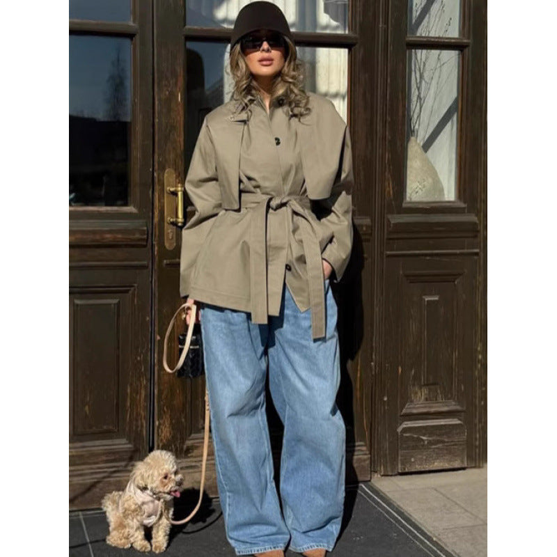 Damer trenchcoat med vid passform och modern bälte Eva Jonsson-Eva Jonsson