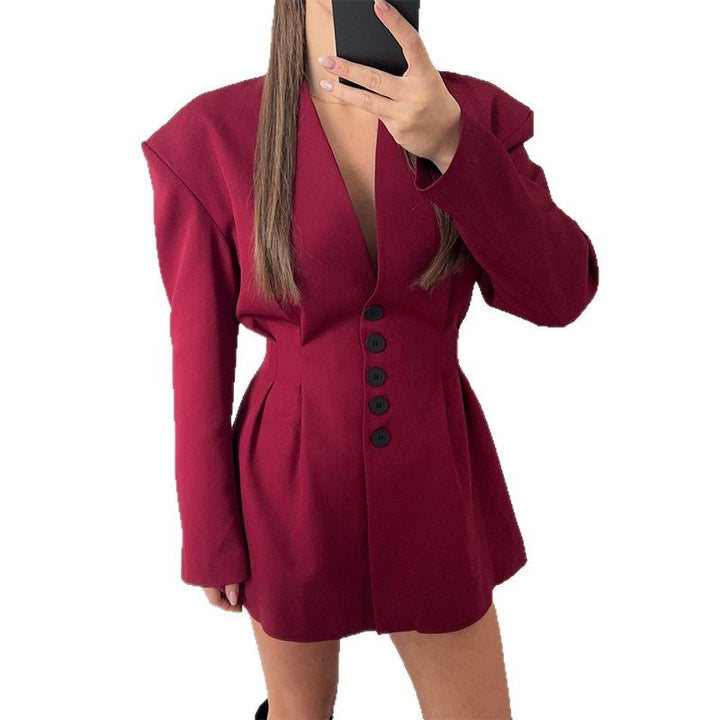 Damer trendig Blazer-klänning med strukturerade axlar och djup V-urringning Mirla-Eva Jonsson