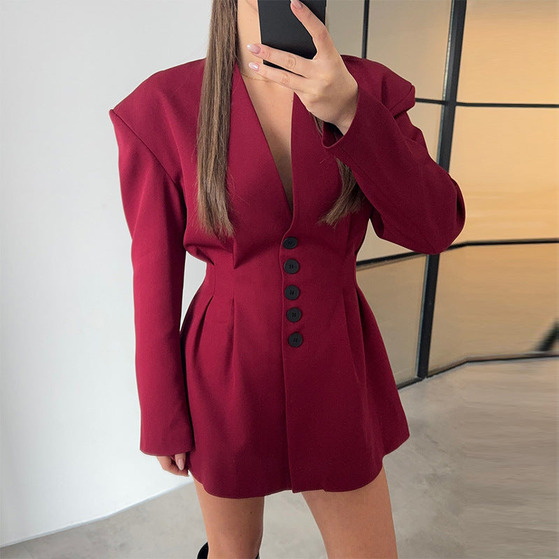 Damer trendig Blazer-klänning med strukturerade axlar och djup V-urringning Mirla-Eva Jonsson