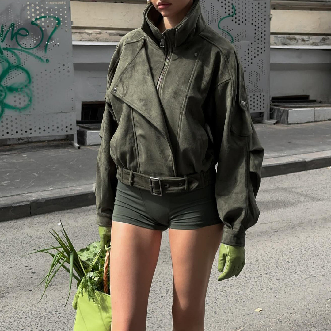 Damer trendig Oversized-jacka med asymmetri dragkedja och praktiskt bälte Mirla-Eva Jonsson