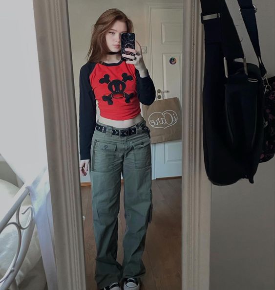 Damer trendig Raglan-crop-top med dödskalletryck Mirla-Eva Jonsson