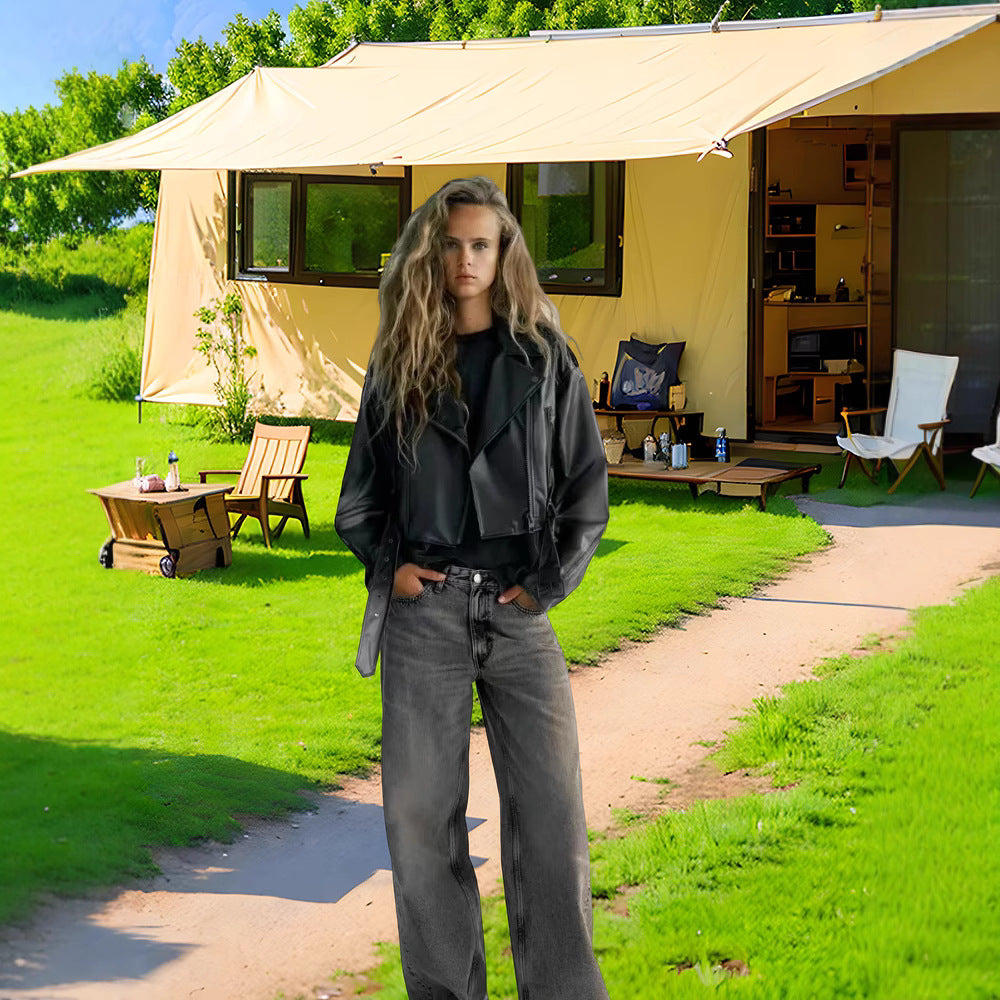 Damer trendig vinyljacka med asymmetrisk snitt och moderna detaljer Mirla-Eva Jonsson