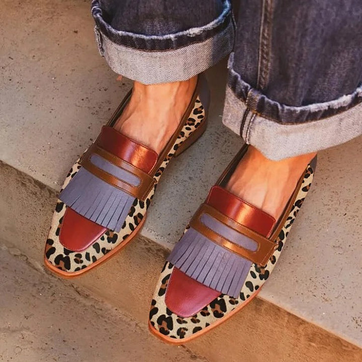 Damer trendiga loafers med djurmönster och fransar Mirla-Eva Jonsson