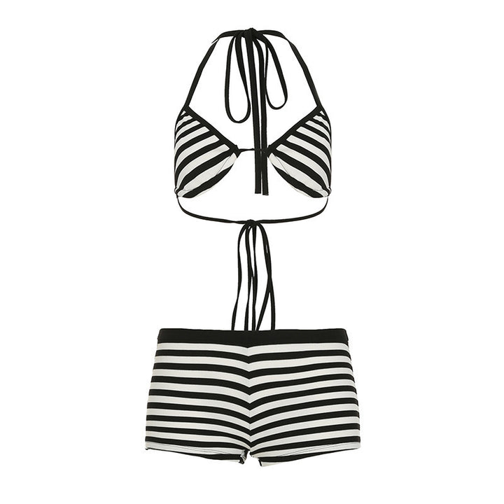Damer trendigt bikini-set med djupare utskärning och justerbara axelremmar Mirla-Eva Jonsson