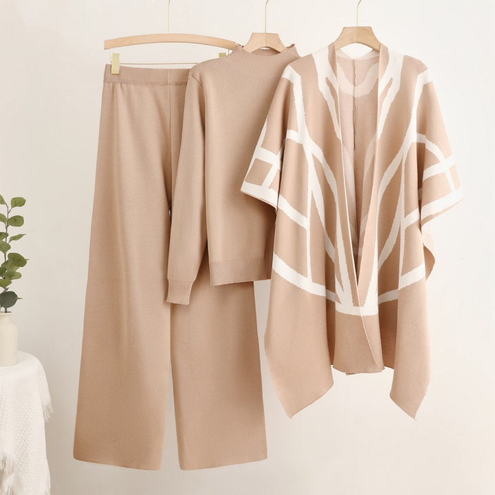 Damer trendigt stickat lounge set med grafisk poncho-design Eva Jonsson-Eva Jonsson