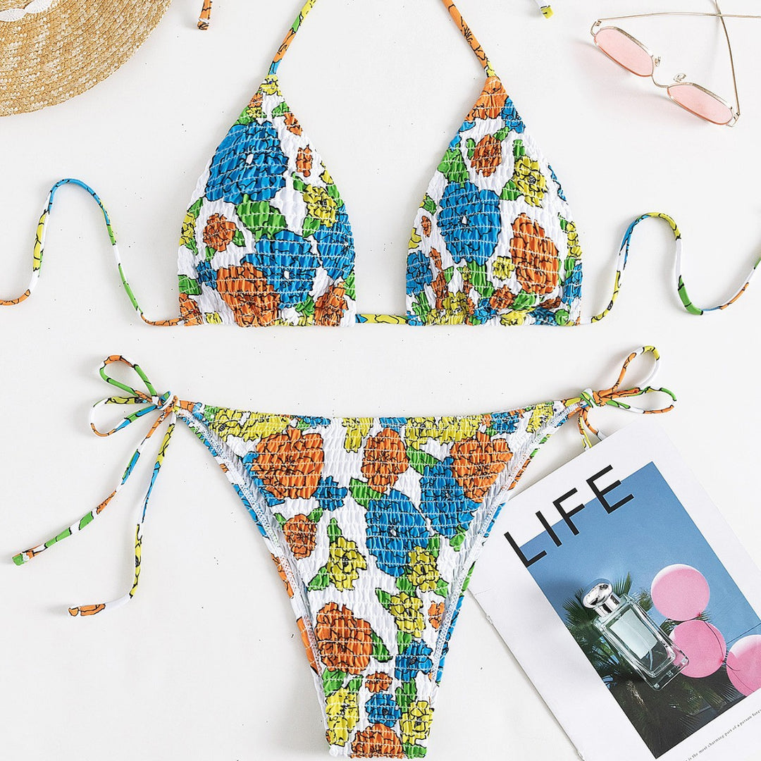 Damer triangel-bikini med färgglad strukturdesign och justerbara axelremmar Mirla-Eva Jonsson