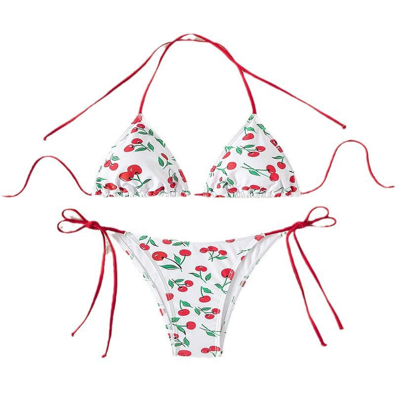 Damer triangel-bikini med knytning och lekfullt körsbärsdesign Mirla-Eva Jonsson