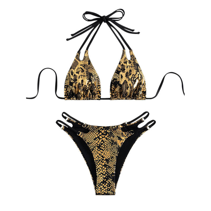 Damer triangeltopp bikini med innovativ sprunddesign Mirla-Eva Jonsson