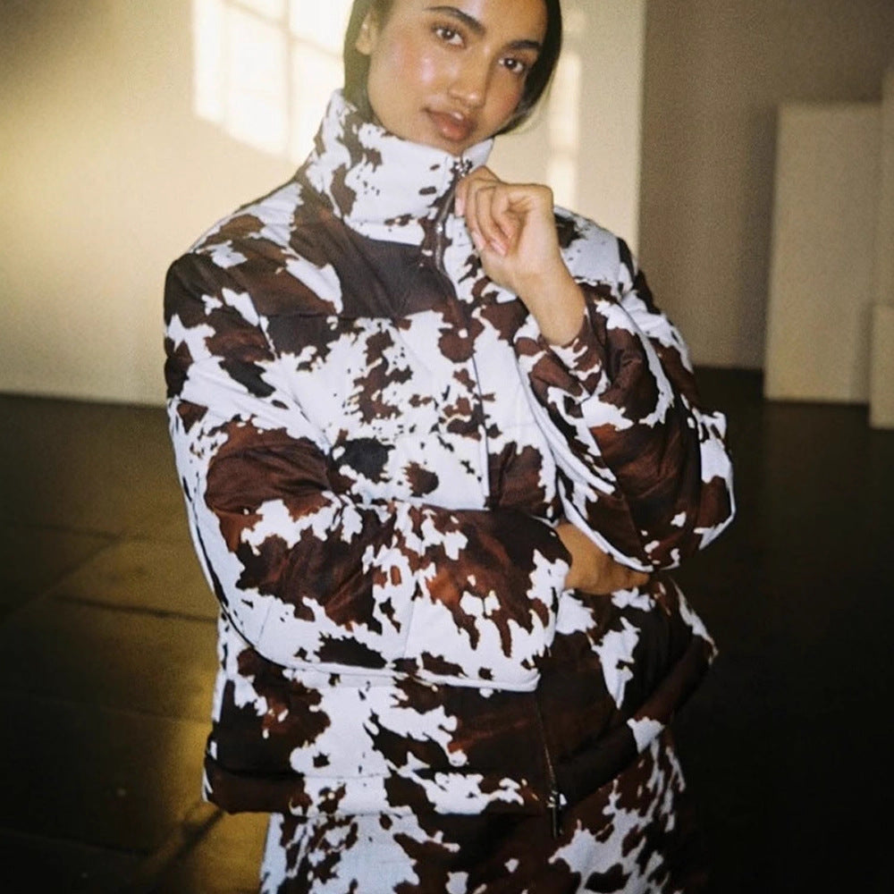 Damer vadderad kort jacka med cow-print Mirla-Eva Jonsson