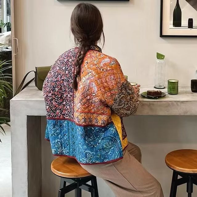 Damer vadderad patchworkjacka med fickor och färggor design Mirla-Eva Jonsson
