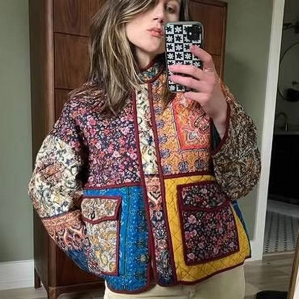Damer vadderad patchworkjacka med fickor och färggor design Mirla-Eva Jonsson
