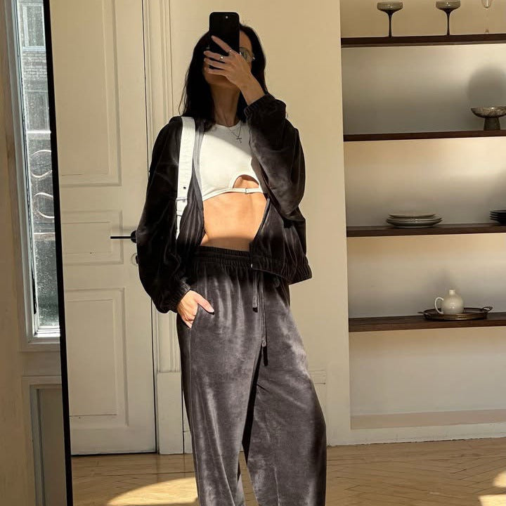 Damer välbefinnande jumpsuit med praktiska fickor och genomgående dragkedja Mirla-Eva Jonsson