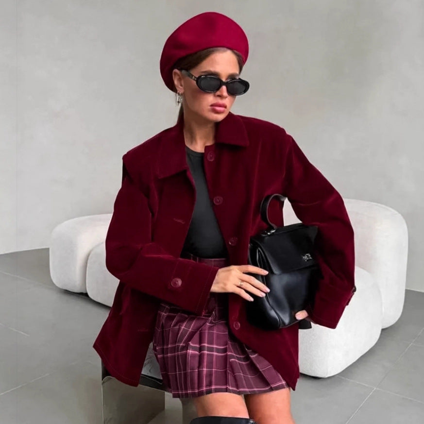 Damer velourjacka i modern oversized-stil med praktiska fickor Mirla-Eva Jonsson