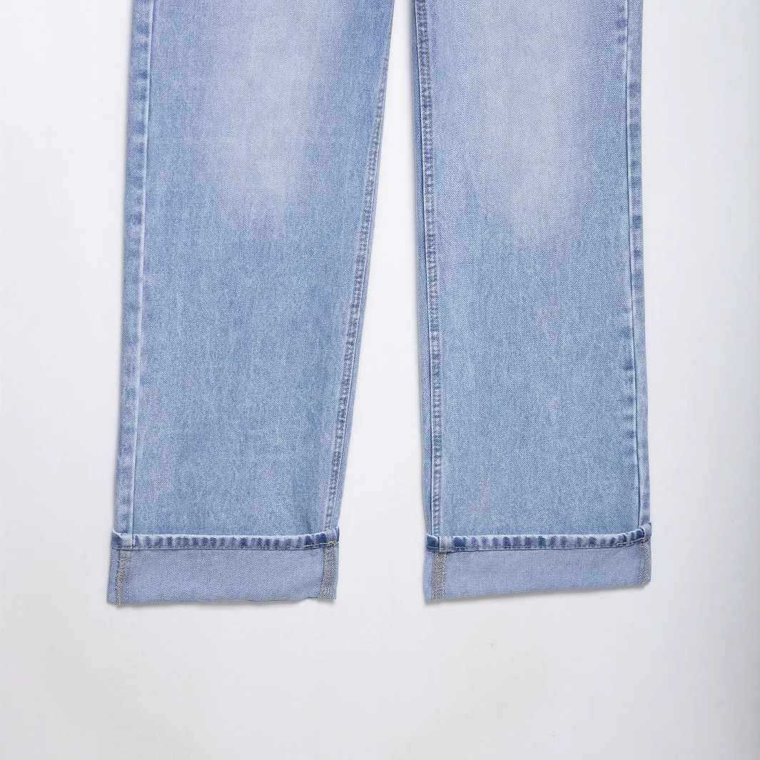 Damer vid High-Waist Jeans Eva Jonsson-Eva Jonsson
