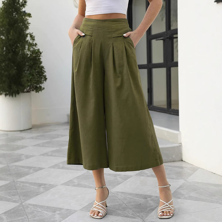 Damer vid avskuren culotte med elegant snitt Mirla-Eva Jonsson