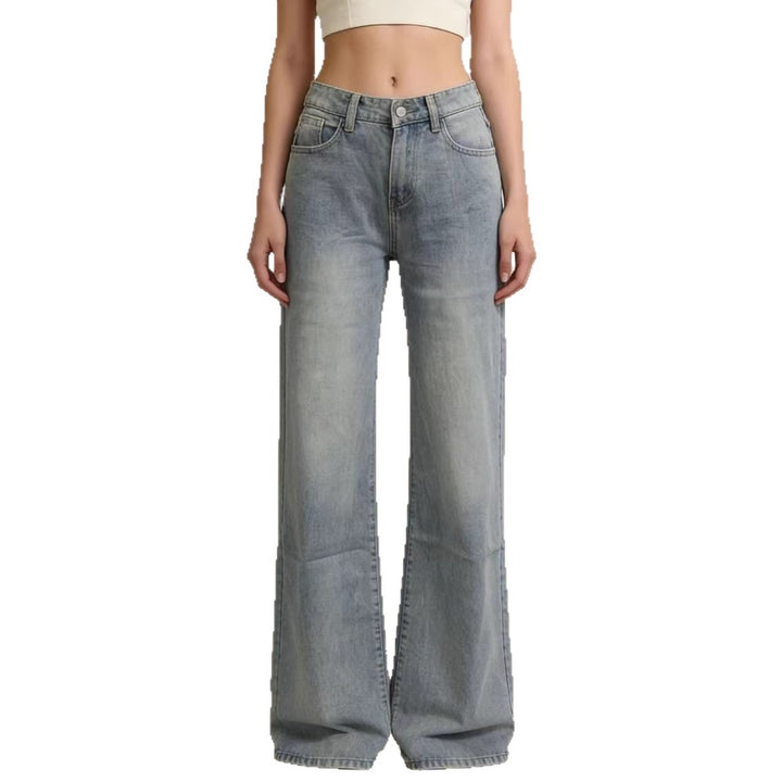Damer vid jeans med vintage-wash och hög skuren midja Mirla-Eva Jonsson